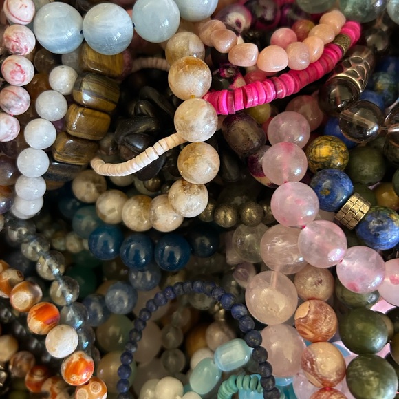 ONE OF A KIND HANDCRAFTED ARTISAN CRYSTAL JEWELRY 🤍 - Picture 2 of 3